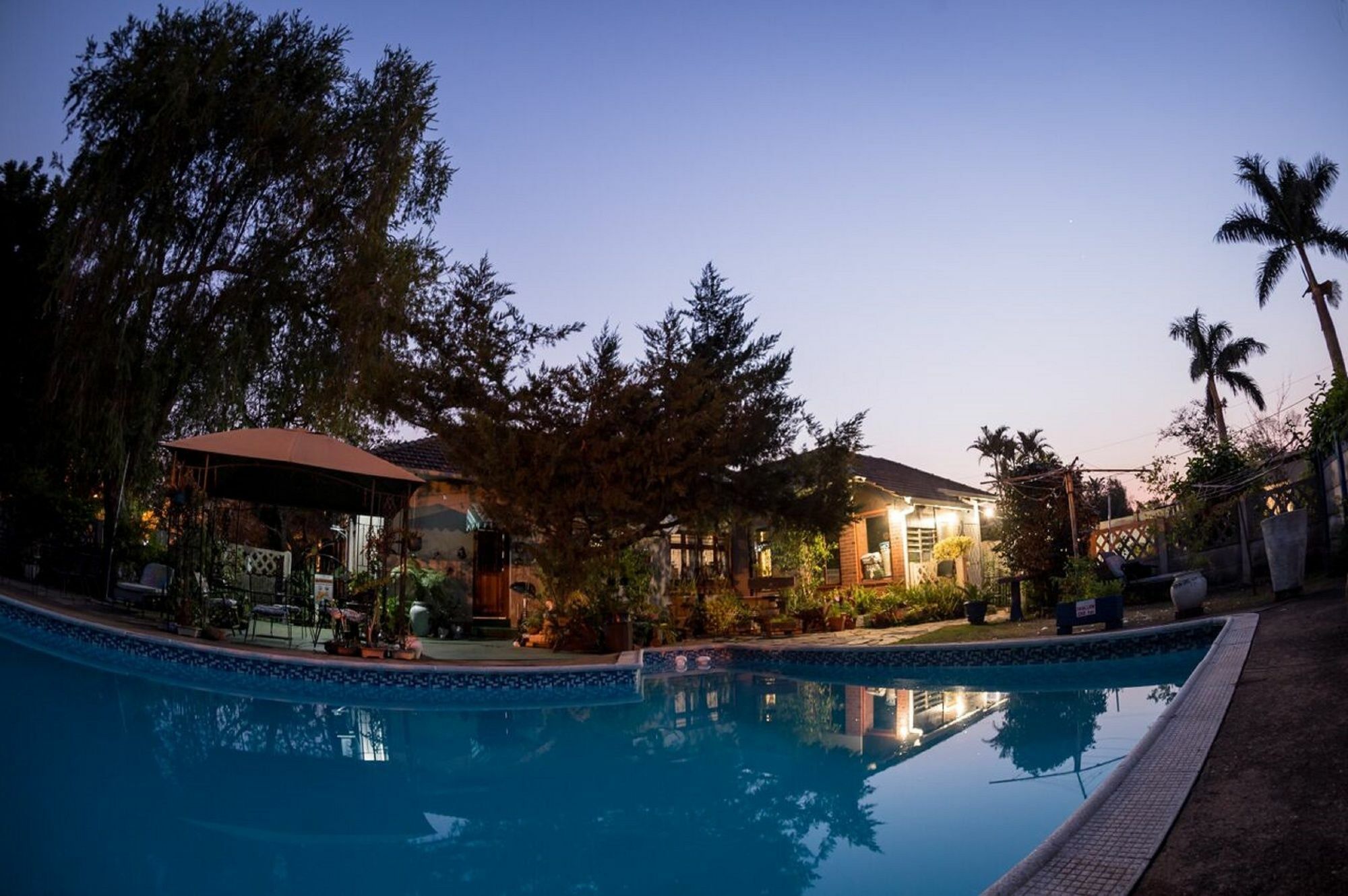 Jean-Lee Bed And Breakfast Pietermaritzburg Exterior photo